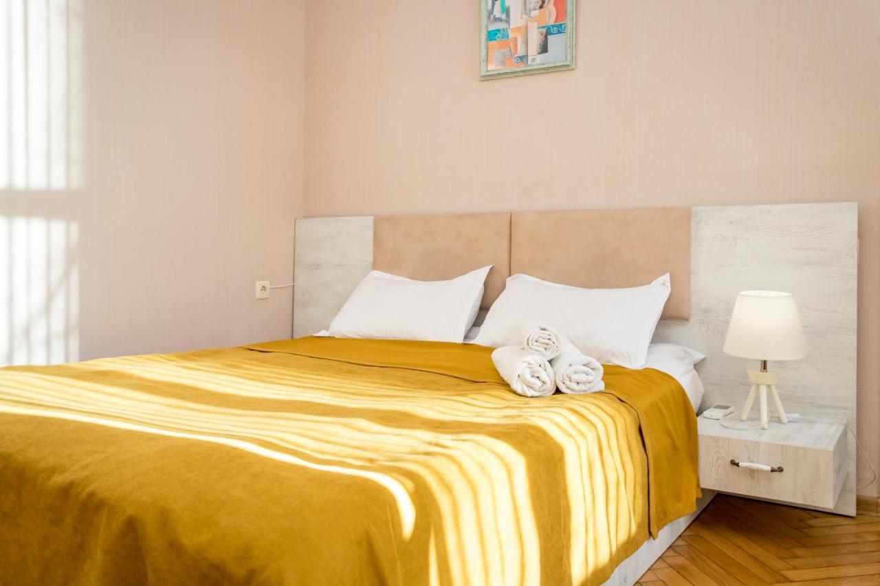 Hb Apartments Mari Brose Tbilisi Bagian luar foto