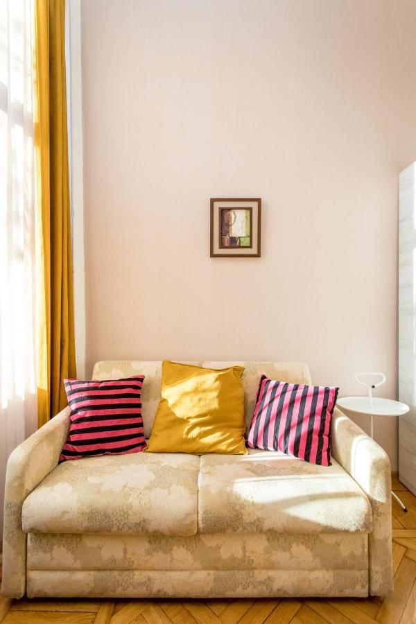 Hb Apartments Mari Brose Tbilisi Bagian luar foto