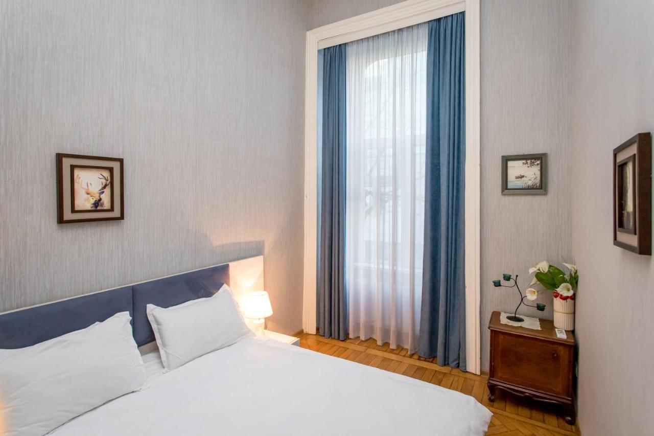 Hb Apartments Mari Brose Tbilisi Bagian luar foto