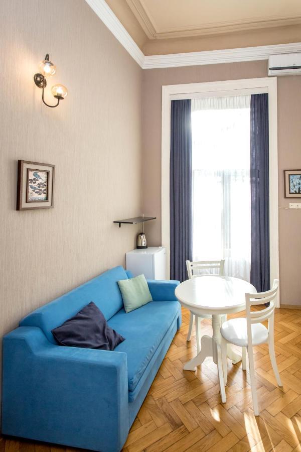 Hb Apartments Mari Brose Tbilisi Bagian luar foto
