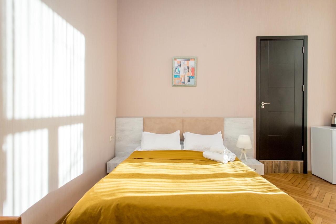 Hb Apartments Mari Brose Tbilisi Bagian luar foto